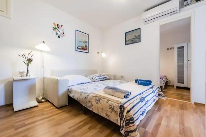 Apartment Pjaca ポスティレ エクステリア 写真